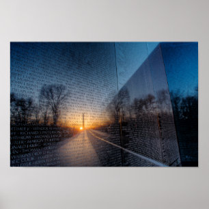 Póster Amanecer En El Monumento A Vietnam II