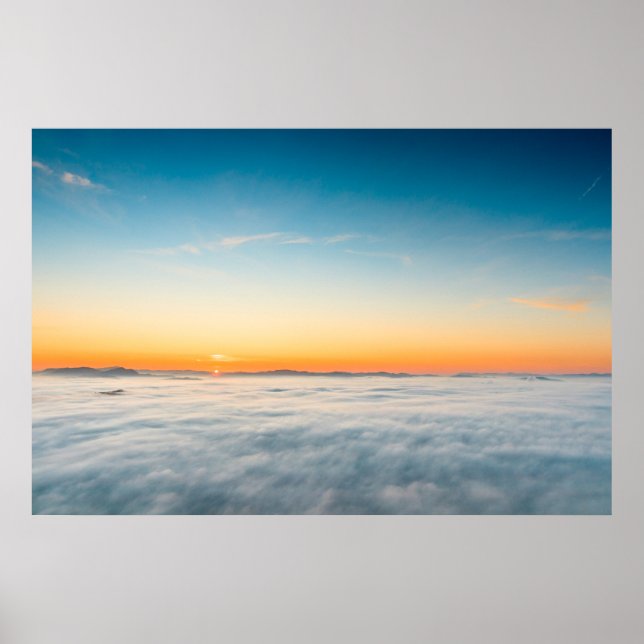 Póster Amanecer mágico sobre las nubes (Frente)