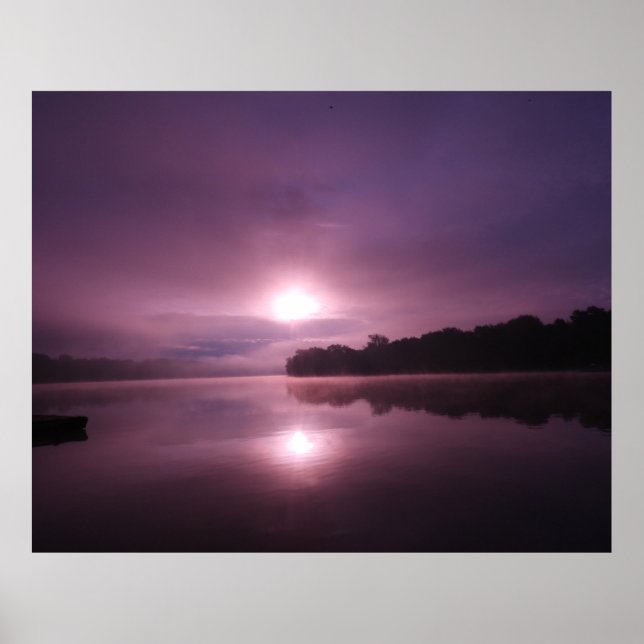 Póster Amanecer morado sobre el agua (Frente)