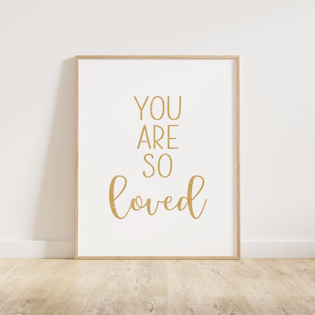 Póster Amarillo mostaza Eres Tan Amado (You Are So Loved typography quote print in mustard yellow.)