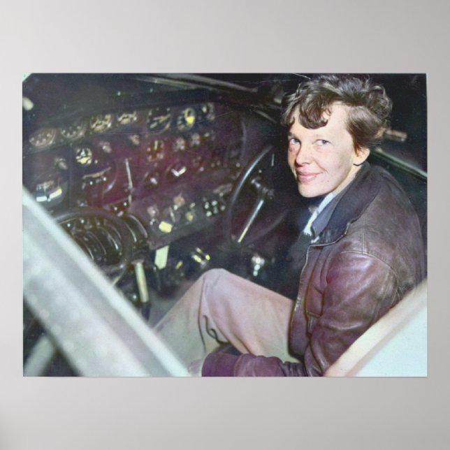 Póster Amelia Earhart Cabina de Avión sin Reticencias Col (Frente)