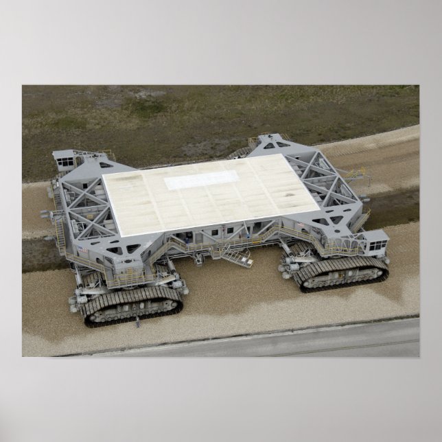 Póster An aerial view of the crawler-transporter (Frente)