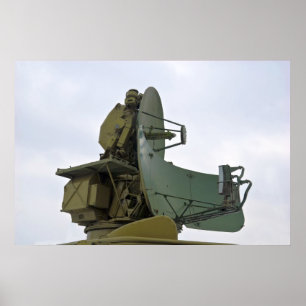 Póster antena de radar militar