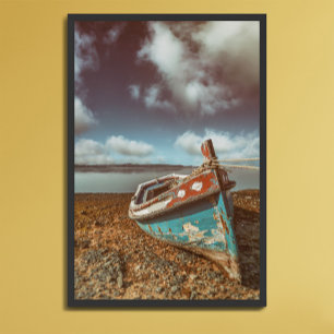 Póster Antigua Aiola. Barco tradicional portugués en una