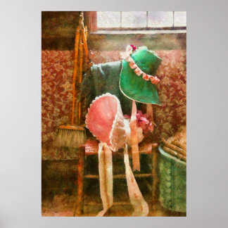 Póster Antiguo - Gorras de mujer