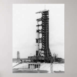 Póster Apollo 15 en la plataforma de lanzamiento
