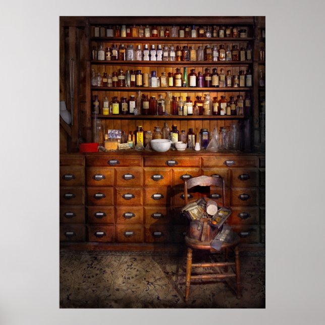Póster Apothecary - Sólo la selección habitual (Frente)