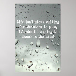 Póster ¡Aprendiendo a bailar bajo la lluvia! Foto de Rain