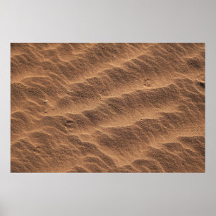 Póster Arena marrón con agua durante el día