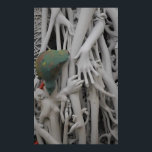 Póster Armado y destrozado con el rey Rex el lagarto<br><div class="desc">Armado y destrozado con el rey Rex el lagarto. 2024,  Ken Gage. Arte digital: surrealismo pop.</div>