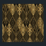 Póster Art Deco Black Gold Elegance<br><div class="desc">Patrón Art Decó. Fondo dorado y negro impecable. Las conchas metálicas o las escalas adornan los rombos. Diseño geométrico minimalista. Líneas antiguas. Motivos de los años 20-30. El retrato vintage de lujo. Patrón Art Deco - elegancia en negro y oro. Podrá disfrutar de las lujosas vibraciones de la época. Adentro...</div>