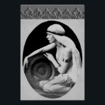 Poster Art Deco con bailarina de época<br><div class="desc">Este poster de pared cuenta con una foto vintage en blanco y negro de una bailarina exótica Art Déco conocida como Kyra. Esta foto es de una gran caja de fotos antiguas de nuestro ático. Esta fue tomada en la década de 1920 en Nueva York. Esta es la abuela de...</div>