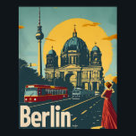 Póster Art Deco de Berlín<br><div class="desc">"Trasladate a la época dorada del glamour art déco de Berlín con nuestro arte mural vintage. Esta exquisita pieza capta la esencia de los años 2000 y muestra monumentos emblemáticos adornados con detalles de arte deco intrincados. La mezcla de líneas audaces y patrones geométricos rinde homenaje a la rica historia...</div>