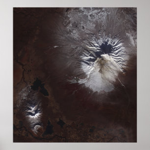 Póster Ash stains on Russia's Shiveluch volcano�s sl