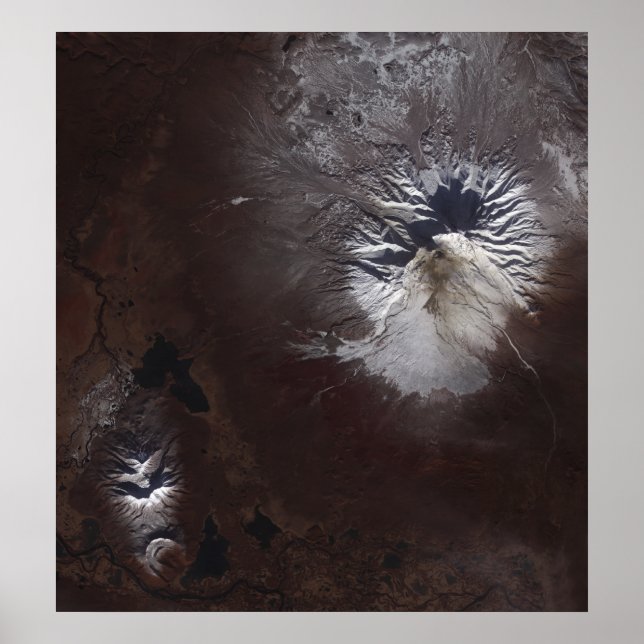 Póster Ash stains on Russia's Shiveluch volcanoÃ¯Â¿Â½s sl (Frente)