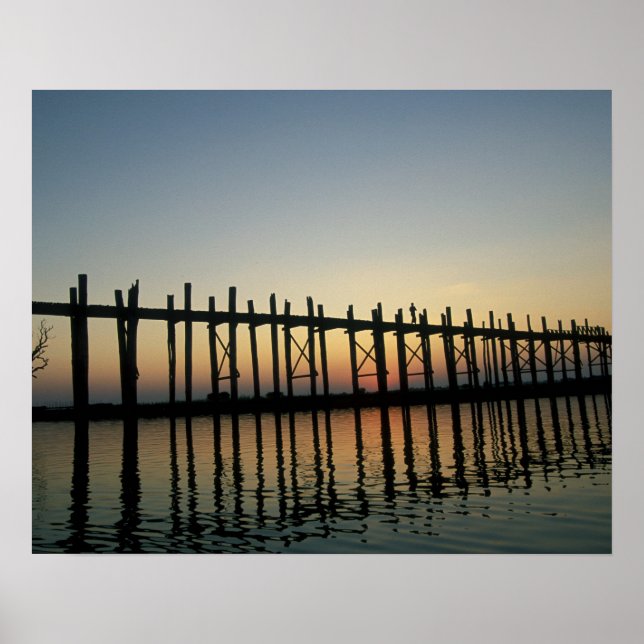 Póster Asia, Burma (Myanmar)  Silhouette of U Bien's 2 (Frente)