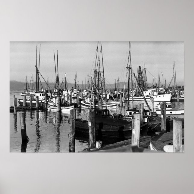 Póster Astoria, Oregon Waterfront View of Fishing Fleet (Frente)