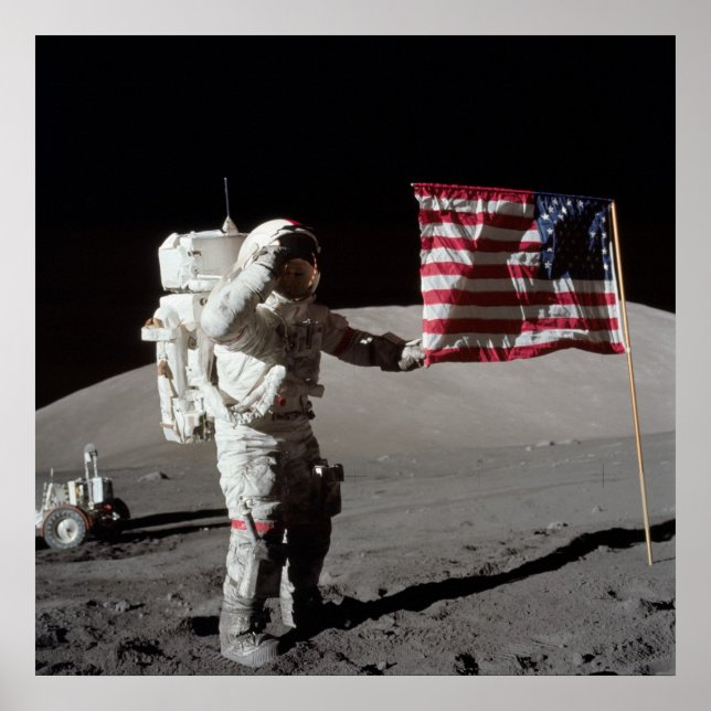 Póster Astronauta del Apolo 17 saluda la bandera estadoun (Frente)