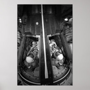 Póster Astronautas insertados en la cápsula Gemini 4