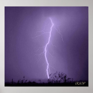 Póster Ataque relámpago detrás de las montañas Vulture