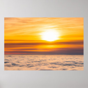 Póster Atardecer impresionante sobre las nubes