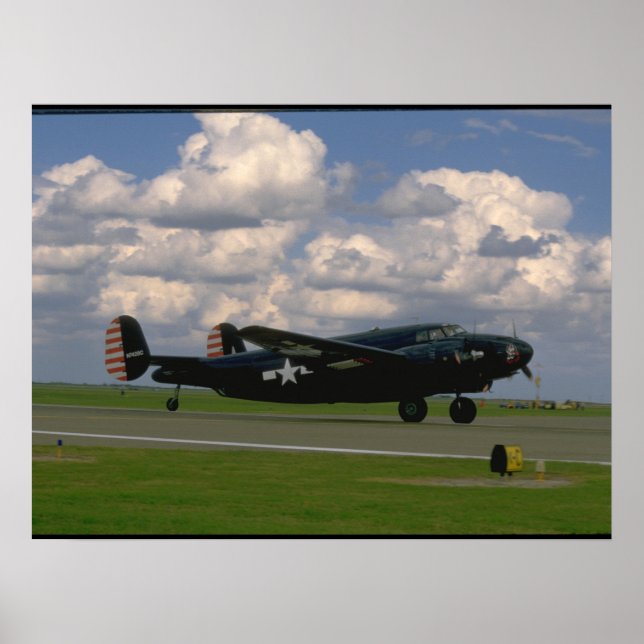 Póster Aterrizaje negro B25. (Planes de la Segunda Guerra (Frente)