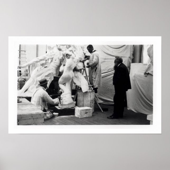 Póster Auguste Rodin  in his Paris studio (Frente)