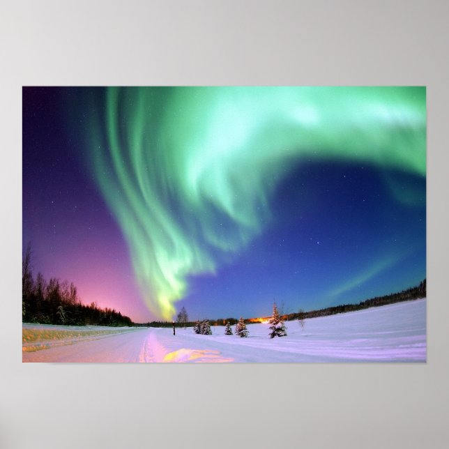 Póster Aurora en el lago Bear. (Frente)