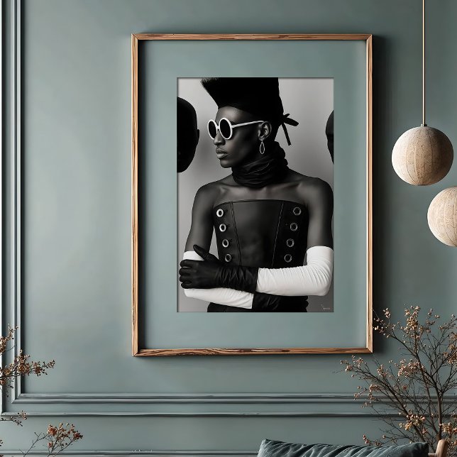 Póster Avant-Garde Vision: Audaz Moda Monocroma (Subido por el creador)