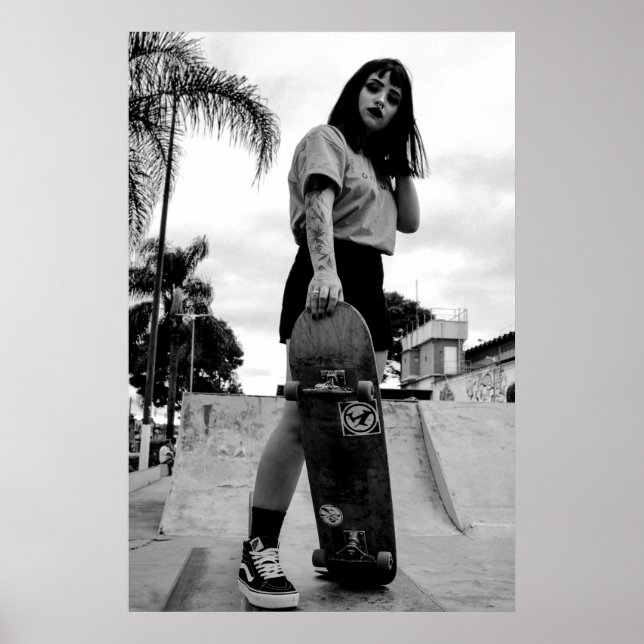 Póster B&W Skater Girl Poster - Skateboarding  (Frente)