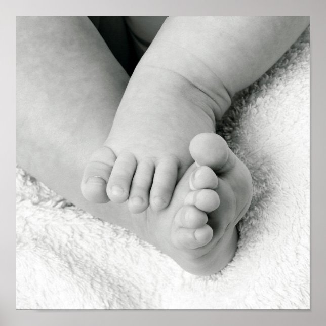 Póster Baby's Feet Poster Print (Frente)