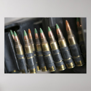 Póster Balas cortadas para un equipo M-249 con tracción a