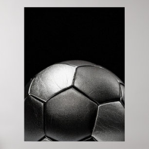Póster Balón de Fútbol Oscuro Dramático Primer Plano