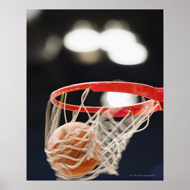 Póster Baloncesto en canasta. (Frente)