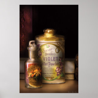 Póster Barber - Polvo de inodoro violeta de Sharp & Dohme