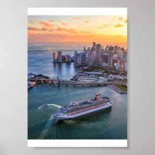 Póster Barco de crucero del atardecer de Miami y paisaje 
