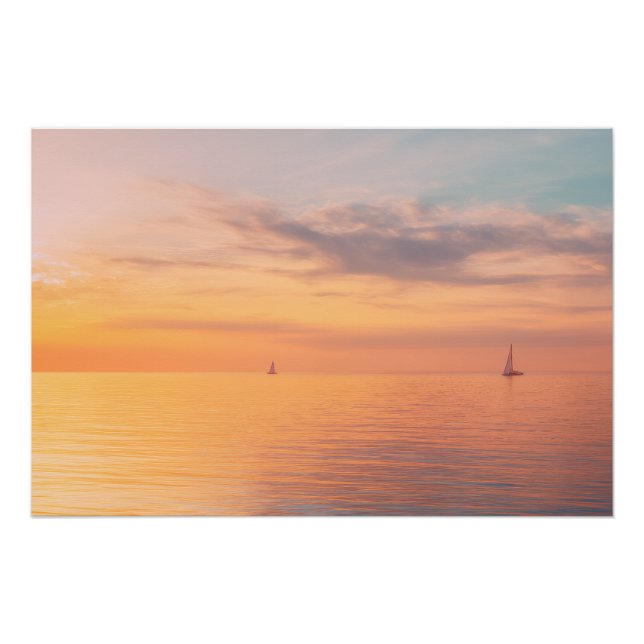 Póster Barcos de Vela al Atardecer Calma Océano Horizonte (Anverso)