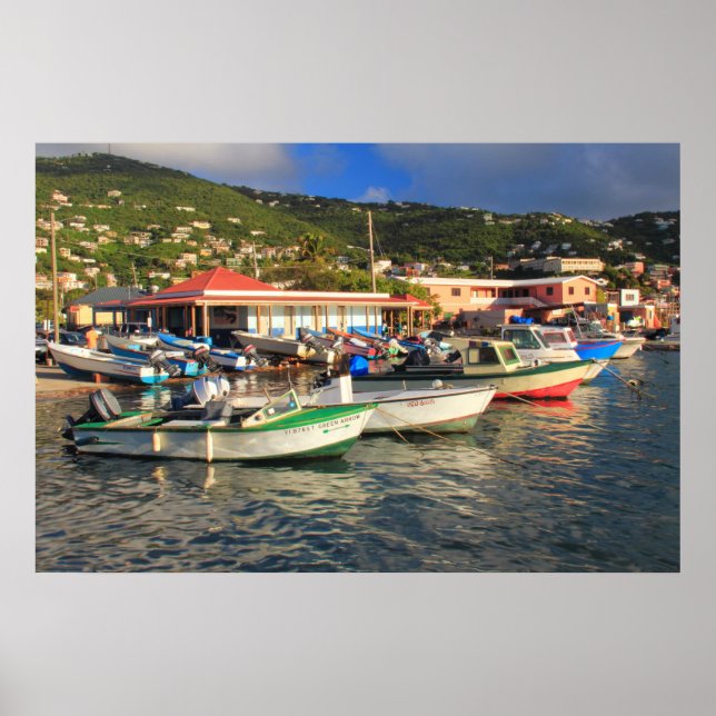 Póster Barcos pesqueros en el pueblo francés, St. Thomas  (Frente)