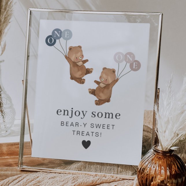 Póster Bear Boy Chicas gemelos - 1er cumpleaños - Trata R (Bear Boy Girl Twins - 1st Birthday - Treats Sign)