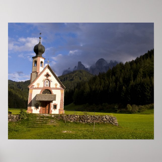 Póster Beautiful isolated lonely church called Rainui (Frente)