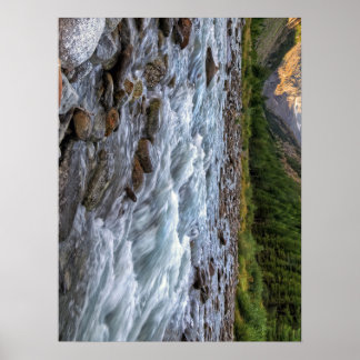 Póster Beautiful Mountain Stream Flowing Over Rocks