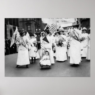 Póster Bebé Suffragette en el desfile de los derechos de