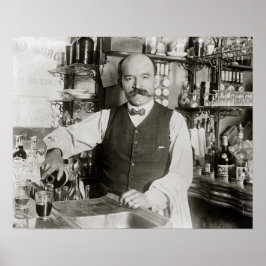 Póster Bebida de Bartender Pouring, 1910. Foto de cosecha