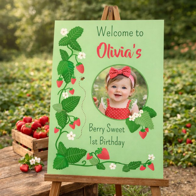 Póster Berry Sweet 1st Birthday Strawberry  (Subido por el creador)