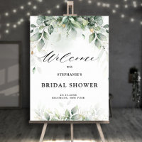 Bienvenida a la boda con vegetación de eucalipto