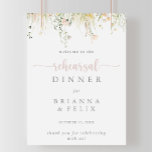 Póster Bienvenida a la cena de ensayo de Boho Wildflower<br><div class="desc">Este poster de bienvenida,  que sirve como marco para un ensayo de boda rústico,  es perfecto para una cena de boho. El diseño se compone de flores acuáticas rosas,  rubias,  amarillas y blancas,  dispuestas en elegantes ramos.</div>
