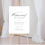 Póster Bienvenida a la cena de ensayo de caligrafía de mo<br><div class="desc">Este poster de bienvenida con un ensayo de platería de caligrafía de moda es perfecto para un ensayo rústico boda. El diseño,  sencillo y elegante,  presenta una tipografía de escritura clásica y elegante en plata.</div>