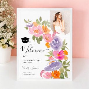 Póster bienvenida a la graduación de una foto floral rosa