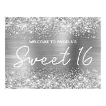 Bienvenida a Sweet 16 con brillo y lámina de plata