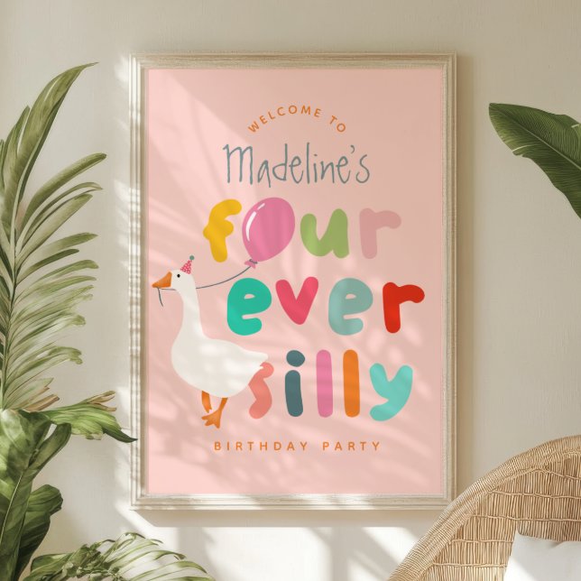 Póster Bienvenida al cuarto cumpleaños de Girls Four Ever (Subido por el creador)